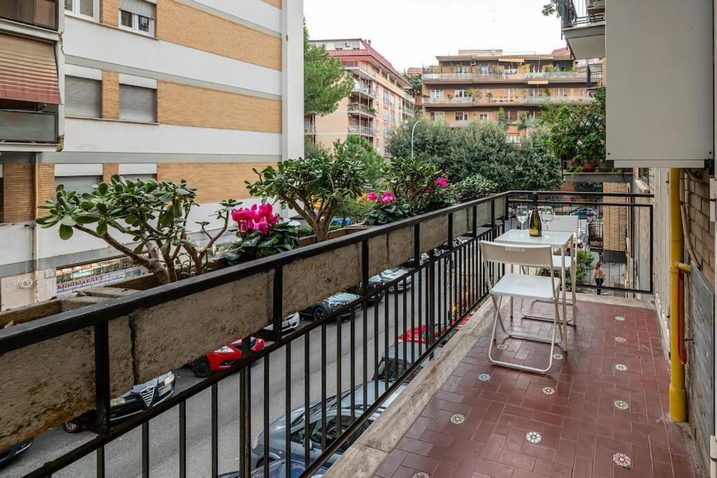 Inside Appartement